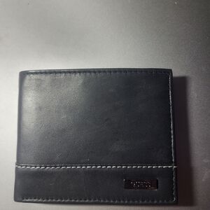 GUESS Black Leather Wallet with RFID protection